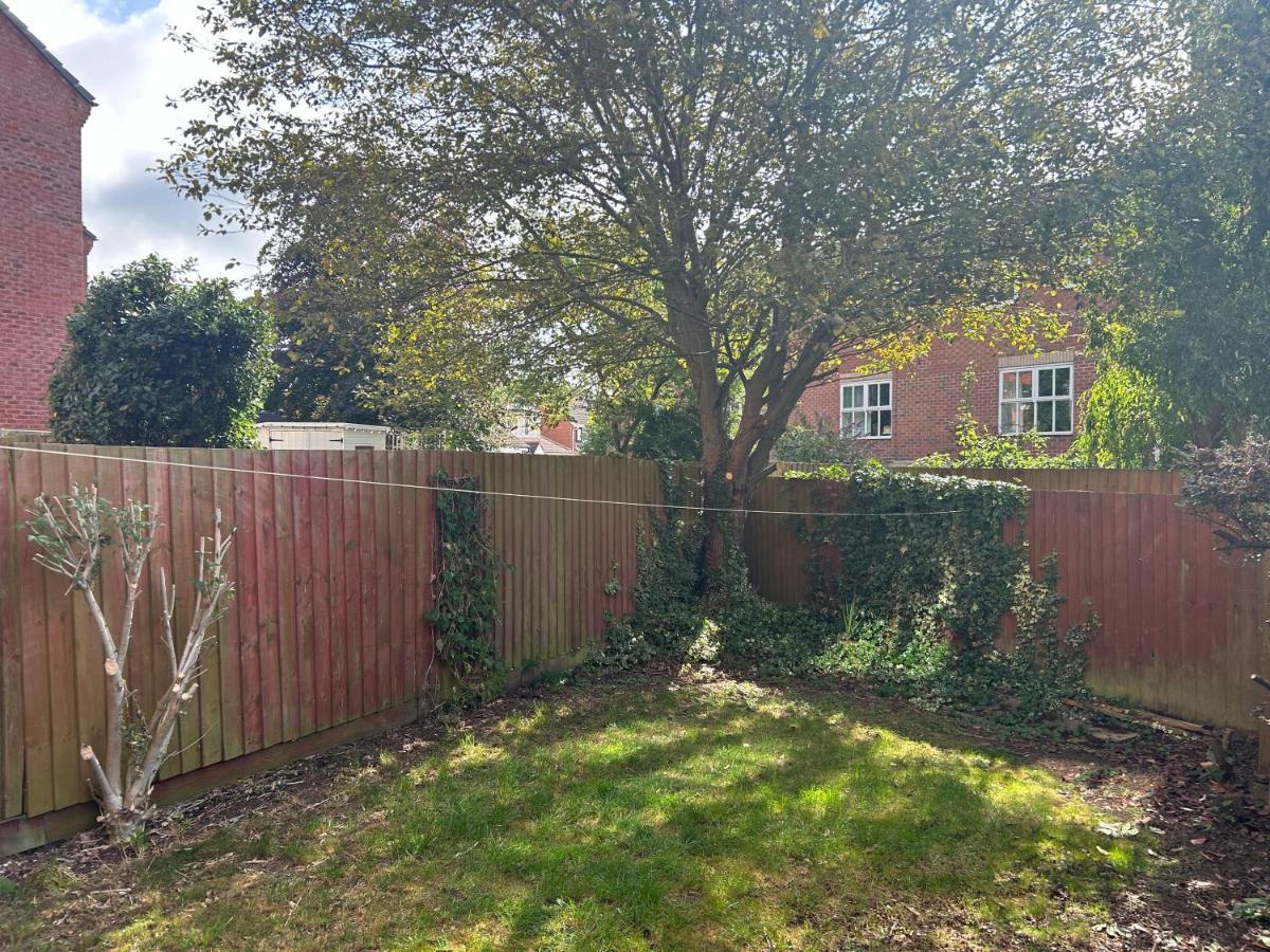 The Town House, Whole House Suitable For Contractors And Families Market Harborough Exterior photo